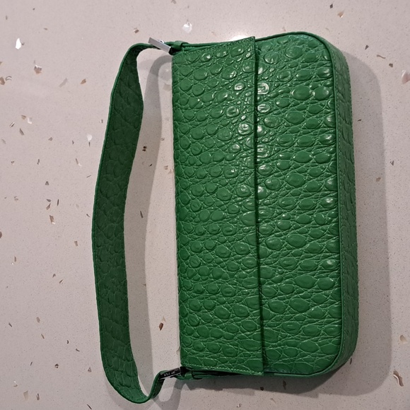 NWOT By Far shoulder bag - Picture 2 of 13